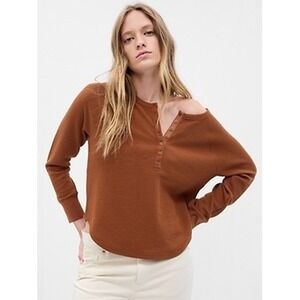 GAP Women Chocolate Brown Waffle Knit Long Sleeve Henley Shirt Size Medium